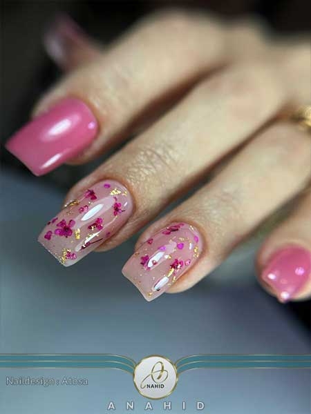 کاشت ناخن صورتی ملایم