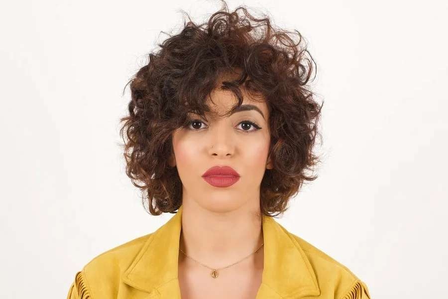 موهای کرکی کوتاه با چتری مجعد