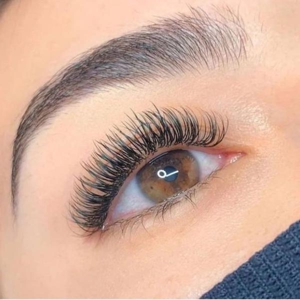 کاشت مژه به سبک عروسک